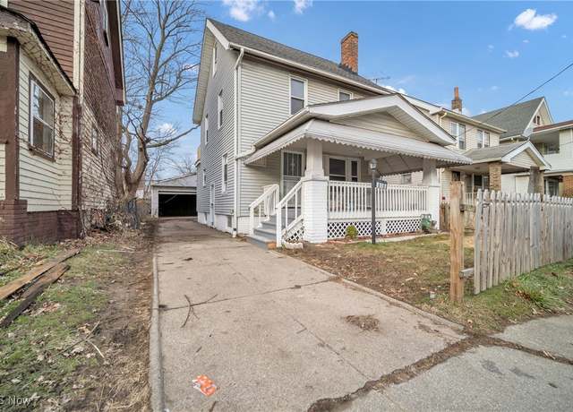 Property at 878 E 130th St, Cleveland, OH 44108, 3 beds, 1 bath