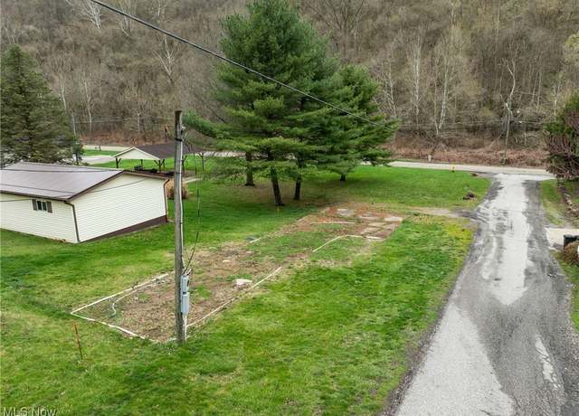 Property at 60722 Gibbon Rd, Shadyside, OH 43947