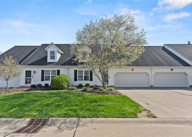 Property at 94 High Point #34 Dr, Medina, OH 44256, 4 beds, 2 baths