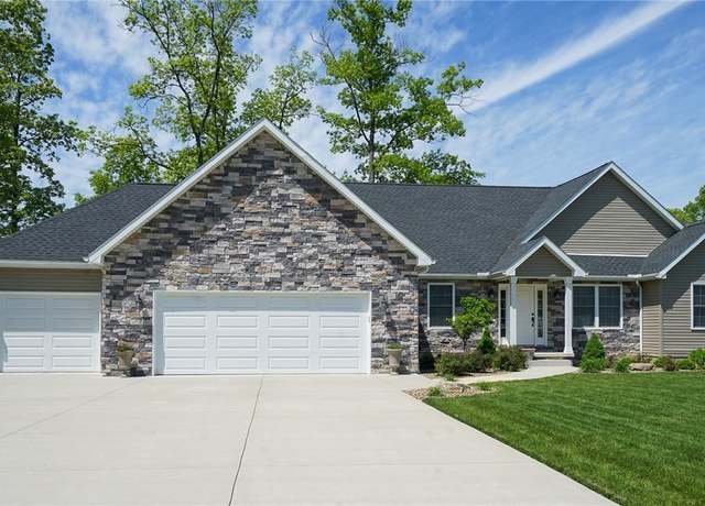 Property at 1328 Victory Hill Ln, Austintown, OH 44515, 3 beds, 3.5 baths