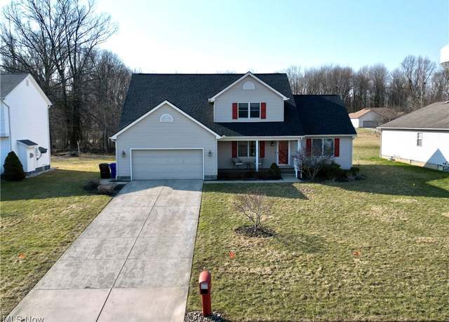 Property at 709 Cranberry Crk, Boardman, OH 44512, 4 beds, 2.5 baths