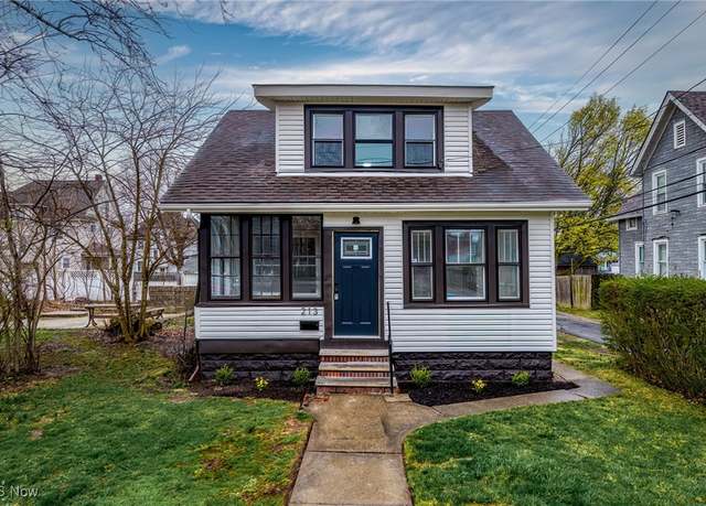 Property at 213 Idaho Ave, Lorain, OH 44052, 2 beds, 1 bath
