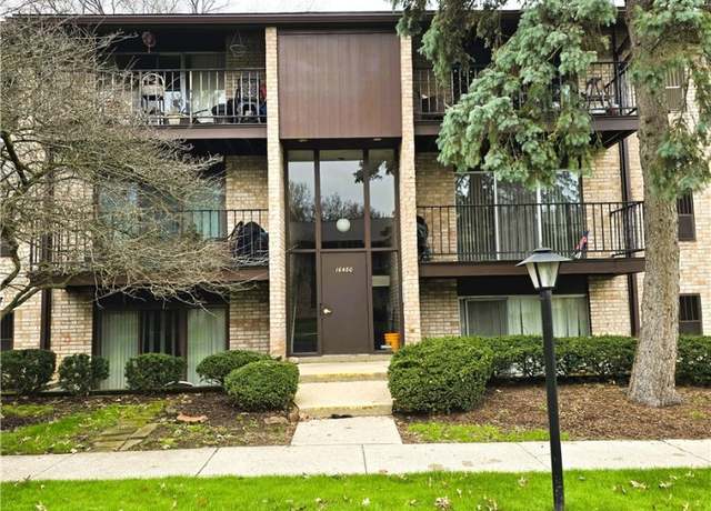 Property at 16480 Heather Ln #203, Middleburg Heights, OH 44130, 2 beds, 1 bath