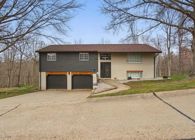 Property at 277 Scenic Hls, Parkersburg, WV 26104, 4 beds, 3 baths
