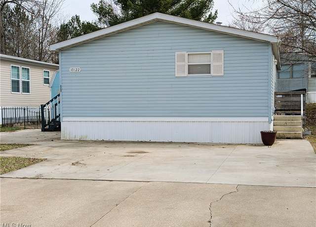 Property at 10122 William Henry Dr, Streetsboro, OH 44241, 3 beds, 2 baths