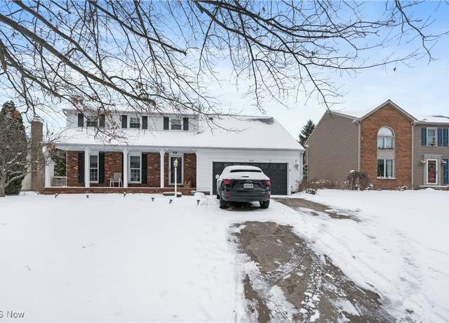 Property at 3659 Farnham St NW, North Canton, OH 44720, 4 beds, 2 baths