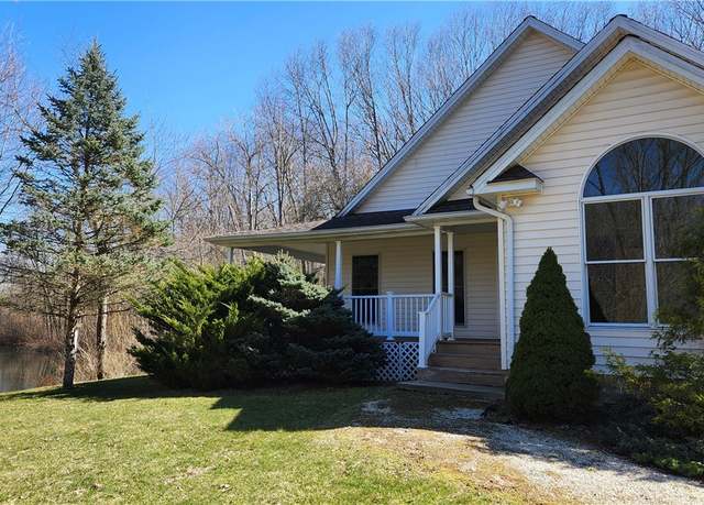 Property at 11466 Bloom Rd, Garrettsville, OH 44231, 4 beds, 2 baths