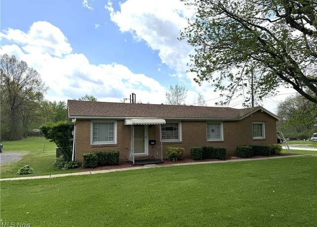Property at 16585 Milton Ave, Lake Milton, OH 44429, 3 beds, 1 bath