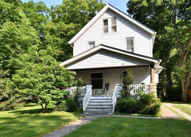 Property at 272 Miles Rd, Chagrin Falls, OH 44022, 3 beds, 1 bath