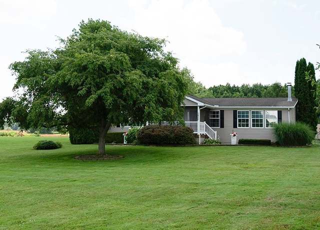Property at 3420 Newton Tomlinson Rd SW, Warren, OH 44481, 3 beds, 2 baths