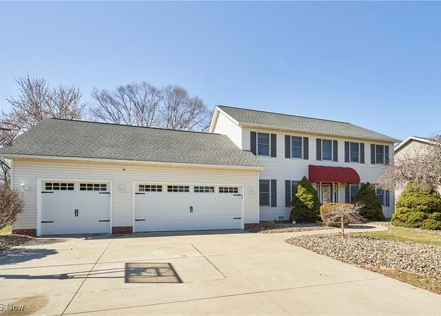 Property at 4054 Sacramento Blvd, Medina, OH 44256, 3 beds, 3.5 baths