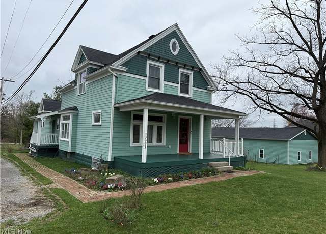 Property at 3328 Main St, Weathersfield, OH 44440, 5 beds, 5 baths