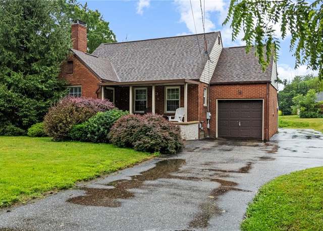 Property at 114 33rd St NE, Canton, OH 44714, 3 beds, 1 bath