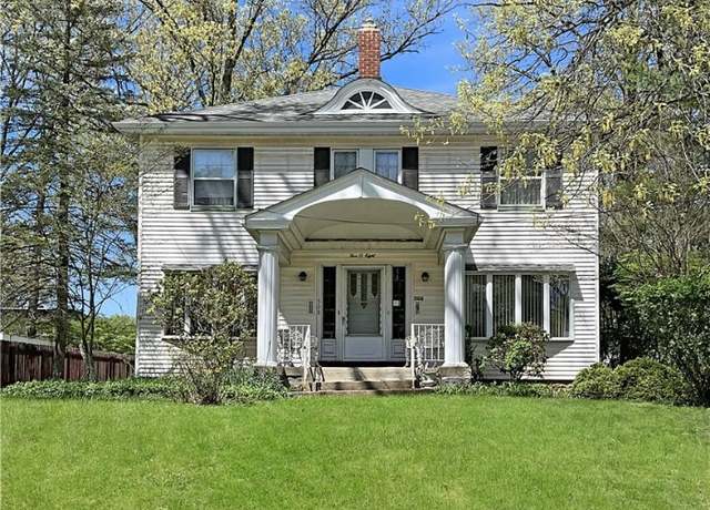 Property at 506 Bradley Ln, Youngstown, OH 44504, 6 beds, 3 baths