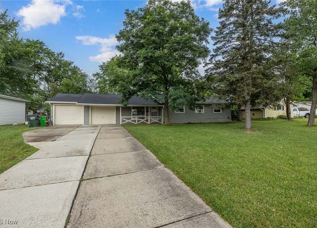 Property at 5954 Kimberly Dr, Bedford Heights, OH 44146, 4 beds, 1.5 baths