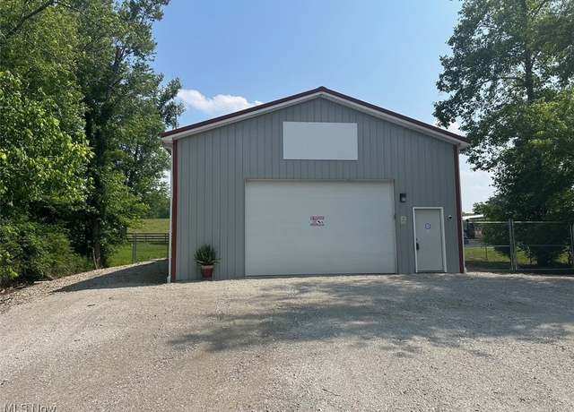 Property at 663 Happy Valley Rd, Parkersburg, WV 26101, 1 bed, 1.5 baths