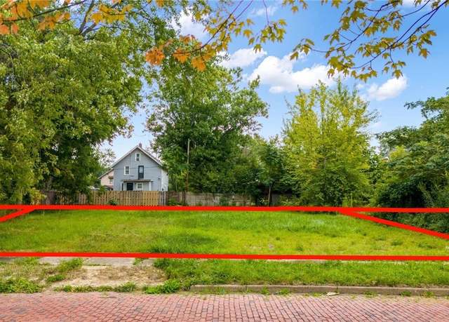 Property at 737 East Ave SE, Warren, OH 44484