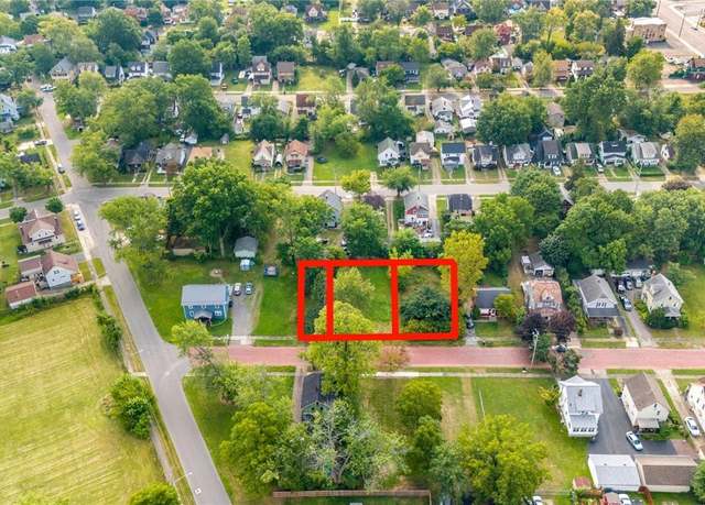 Property at 737 East Ave SE, Warren, OH 44484