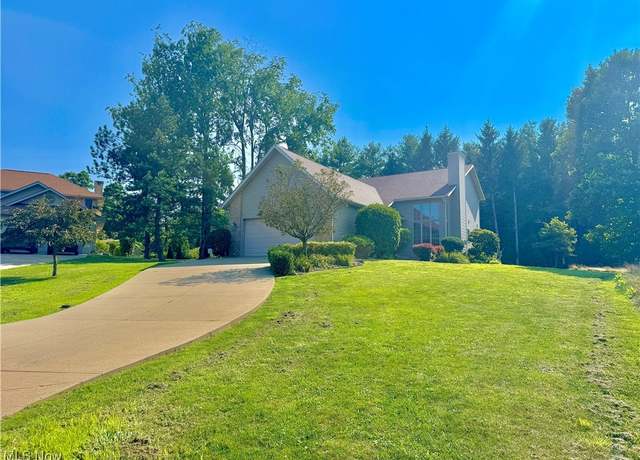 Property at 360 Walters Way, Zanesville, OH 43701, 3 beds, 3.5 baths
