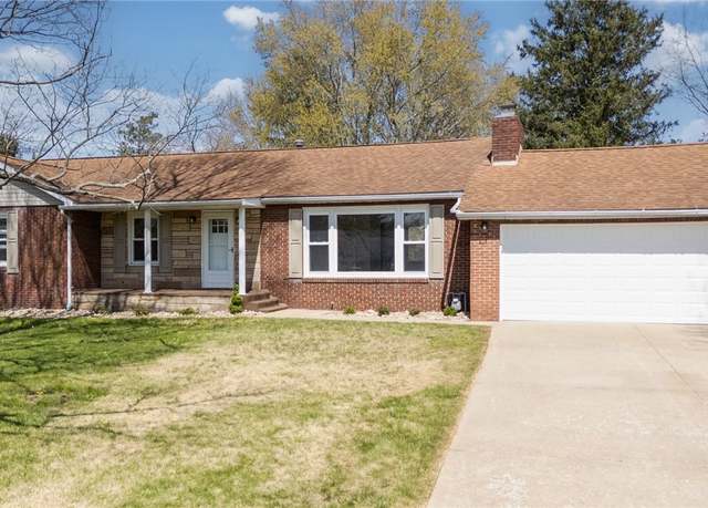 Property at 214 Walnut Dr, Marietta, OH 45750, 3 beds, 1 bath