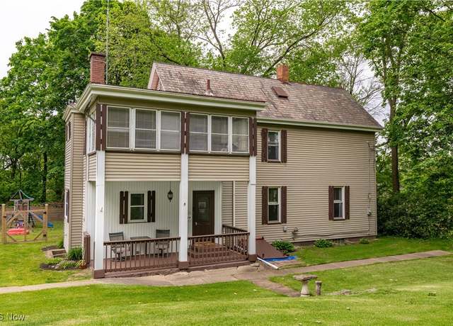 Property at 109 Arch Ave SE, Massillon, OH 44646, 3 beds, 2 baths