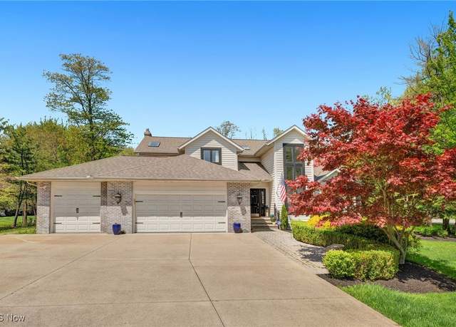 Property at 31021 White Rd, Willoughby Hills, OH 44092, 4 beds, 3.5 baths