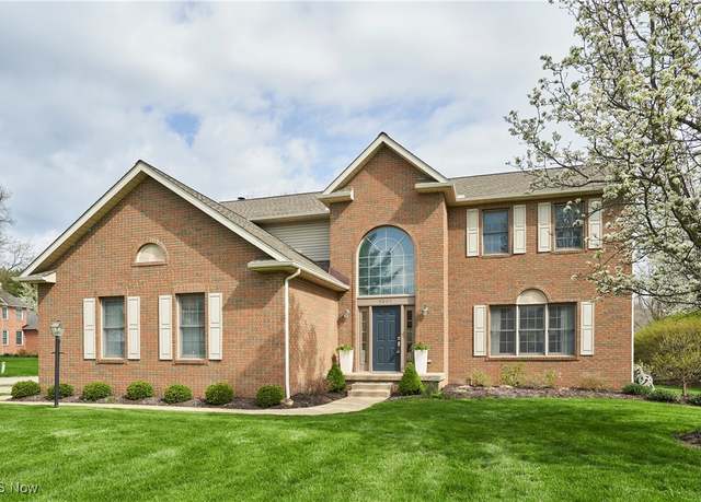 Property at 4339 Sierra Dr, Copley, OH 44321, 4 beds, 2.5 baths