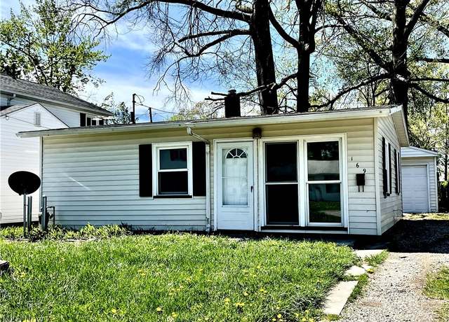 Property at 169 Boston Ave, Elyria, OH 44035, 2 beds, 1 bath