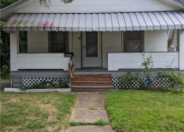 Property at 665 Hudson Ave, Akron, OH 44306, 2 beds, 1 bath