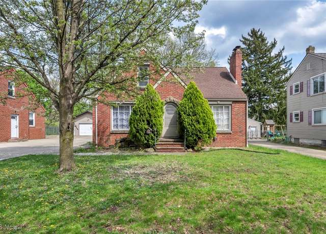 Property at 43 Ansel Ave, Akron, OH 44312, 3 beds, 1.5 baths