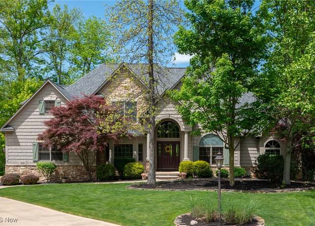 Property at 4151 Williamsburg Ct, Medina, OH 44256, 4 beds, 5 baths