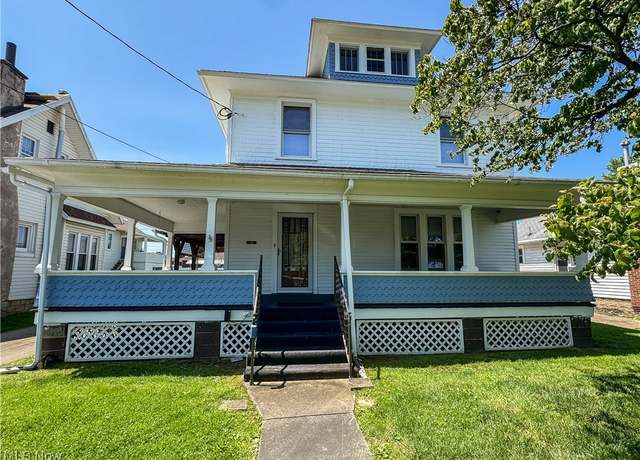 Property at 700 28th St, Vienna, WV 26105, 4 beds, 1.5 baths