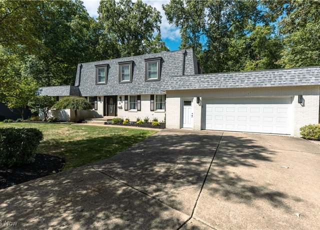 Property at 331 Verdant Ln, Canfield, OH 44406, 5 beds, 3.5 baths