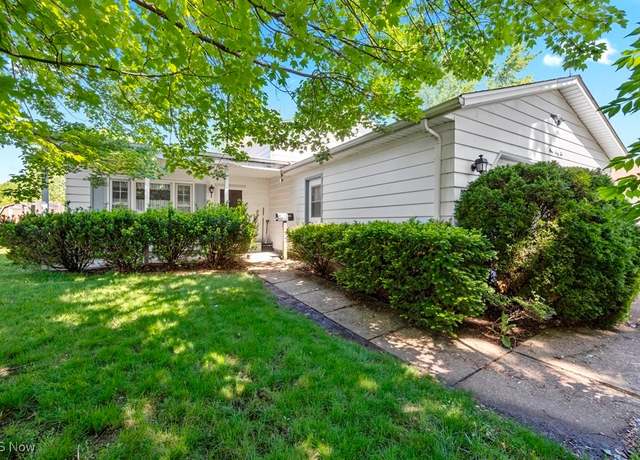 Property at 162 Indiana Ave, Elyria, OH 44035, 4 beds, 1.5 baths