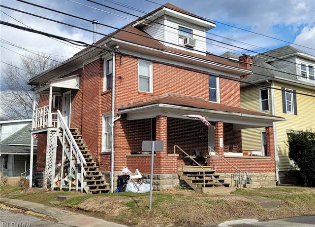 Property at 1423 23rd St, Parkersburg, WV 26101, 3 beds, 2 baths
