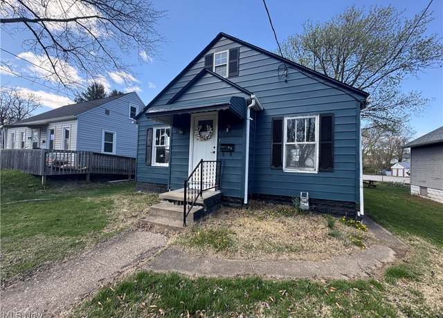 Property at 829 Bexley St, Zanesville, OH 43701, 2 beds, 1 bath