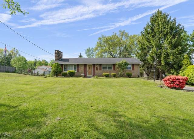 Property at 6170 Easton St, Louisville, OH 44641, 3 beds, 2 baths