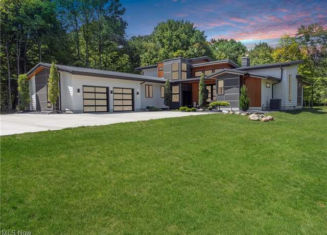 Property at 4385 Good Rd, Seville, OH 44273, 5 beds, 3.5 baths