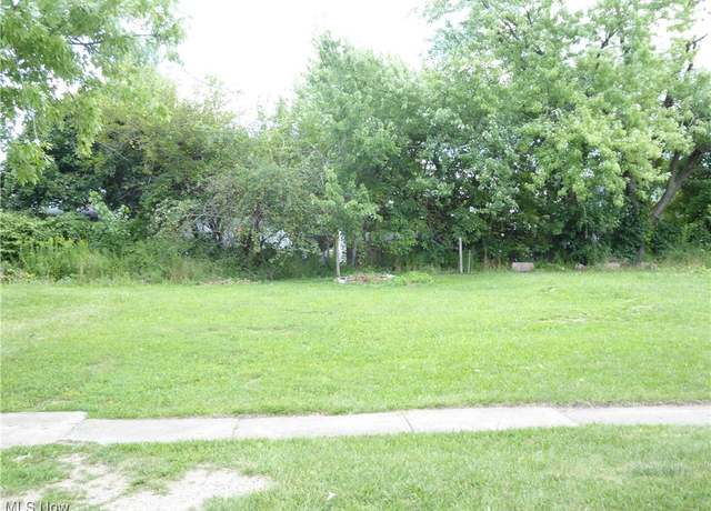 Property at 2067 W 106th St, Cleveland, OH 44102