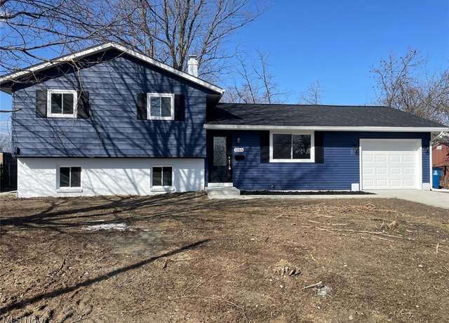 Property at 32871 Edward Ave, Eastlake, OH 44095, 3 beds, 2 baths