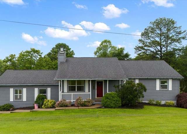 Property at 100 Pineview Dr, Marietta, OH 45750, 4 beds, 3 baths