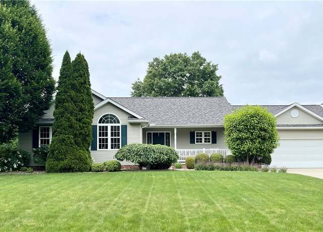 Property at 787 Mesa Verde Dr, Barberton, OH 44203, 3 beds, 2 baths