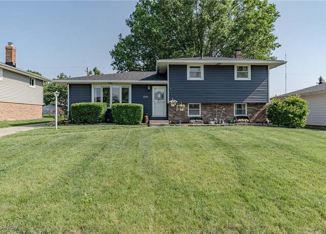 Property at 2880 Hetzel Dr, Parma, OH 44134, 3 beds, 2 baths