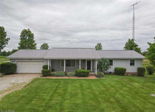 Property at 16000 Louisville St, Homeworth, OH 44634, 4 beds, 3 baths