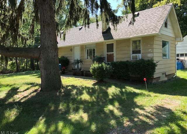 Property at 2130 Sypher Rd, Akron, OH 44306, 2 beds, 2 baths