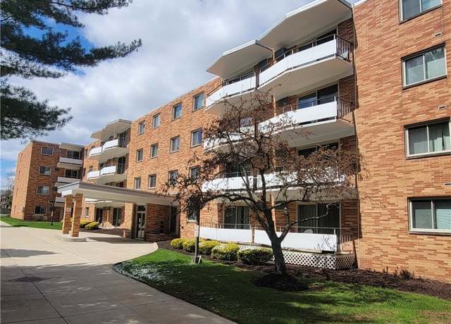 Property at 521 Tollis #396, Broadview Heights, OH 44147, 1 bed, 1 bath