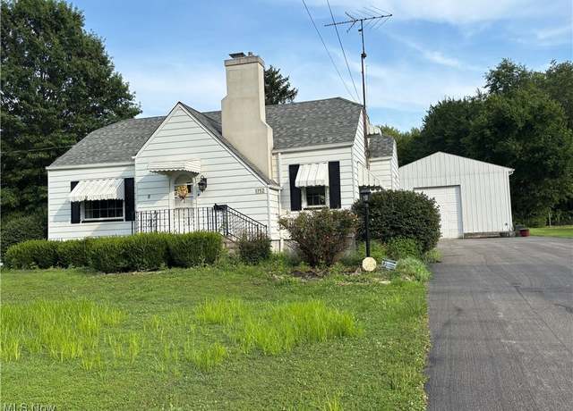 Property at 1752 Ohltown Mcdonald Rd, Niles, OH 44446, 3 beds, 1.5 baths