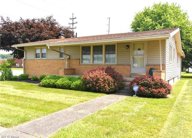 Property at 557 Gladys, Hubbard, OH 44425, 3 beds, 1.5 baths