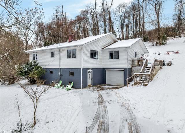 Property at 841 Seabrights Ln, Martins Ferry, OH 43935, 3 beds, 2 baths