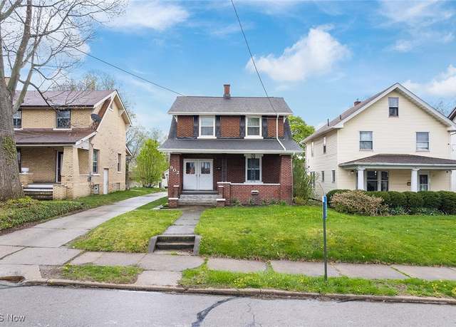 Property at 902 25th St NW, Canton, OH 44709, 4 beds, 2 baths